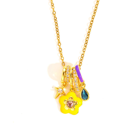 Rare Design Star Necklace
