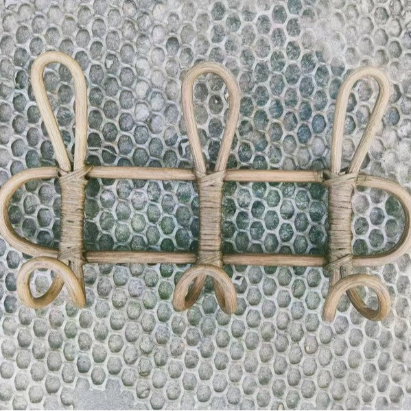 Rattan hanger hook