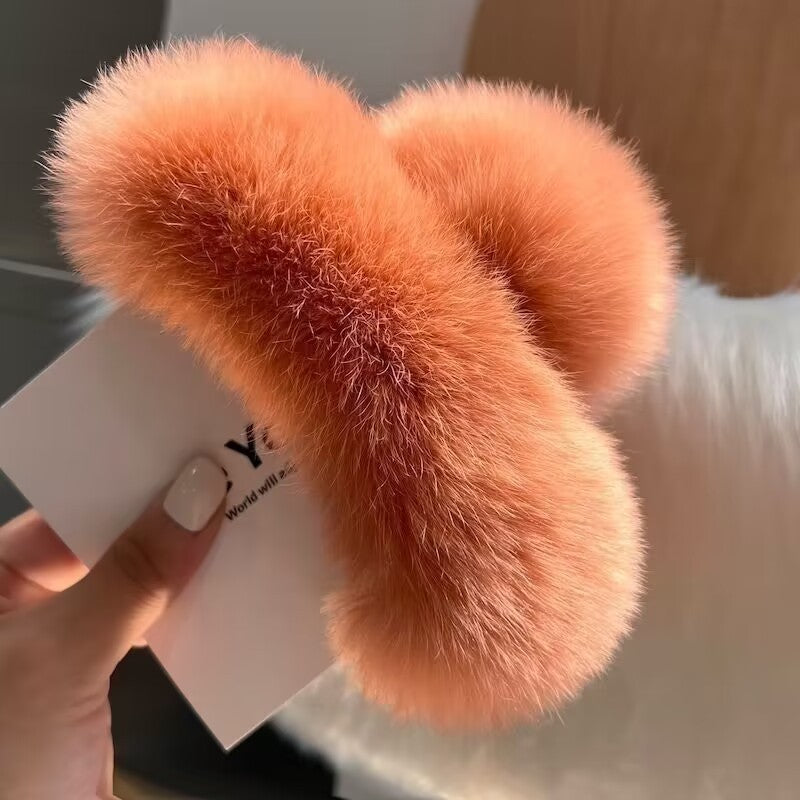 Real beaver fur claws