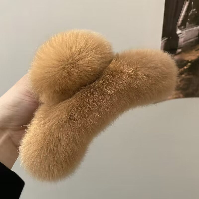 Real beaver fur claws