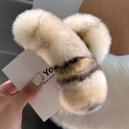 Real beaver fur claws