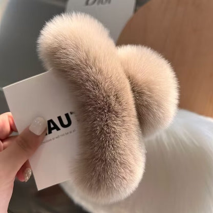 Real beaver fur claws