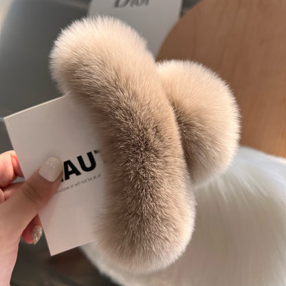 Real beaver fur claws