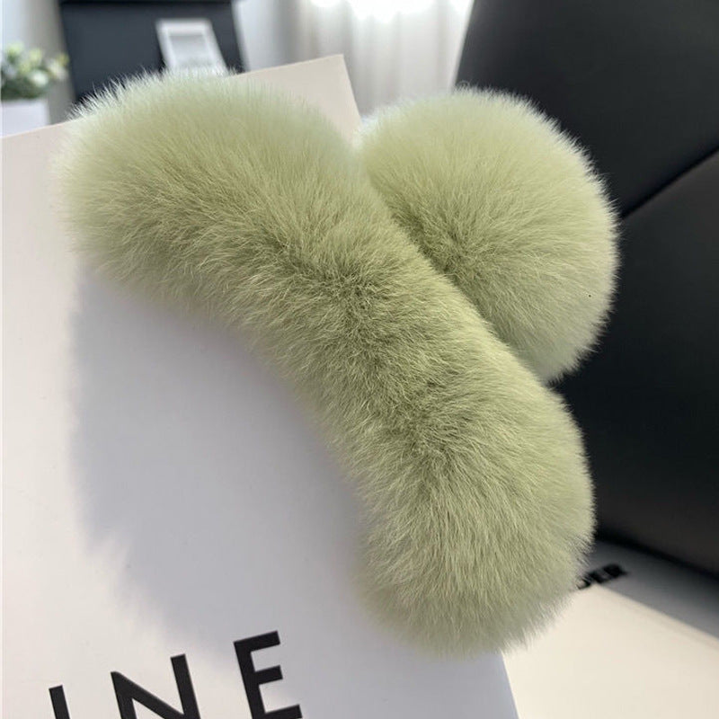 Real beaver fur claws