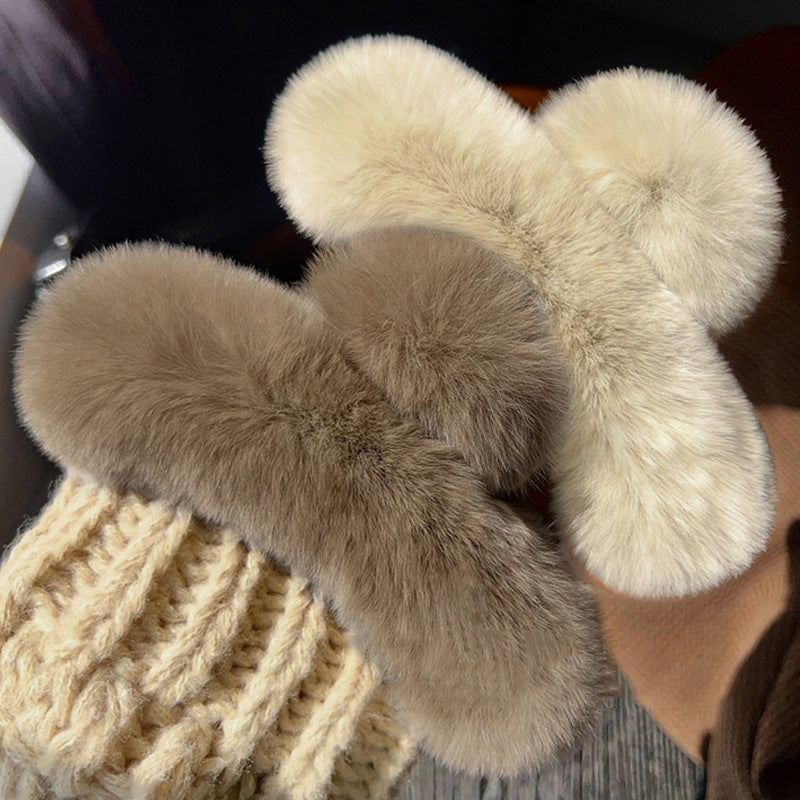 Real beaver fur claws