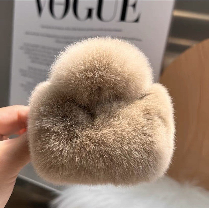 Real beaver fur claws