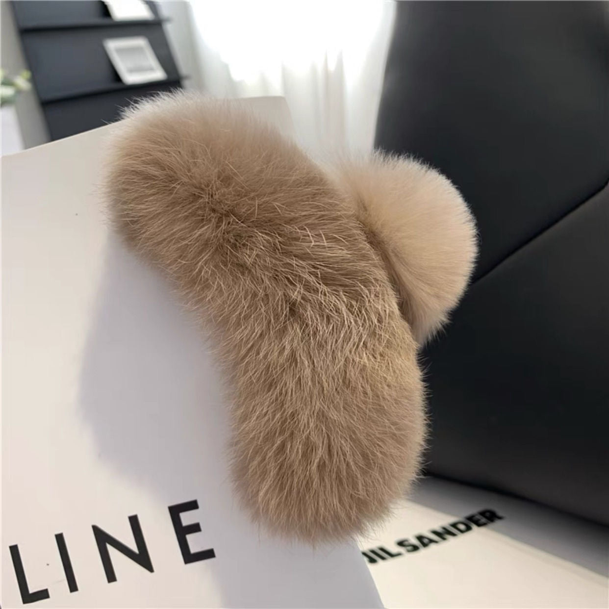Real beaver fur claws
