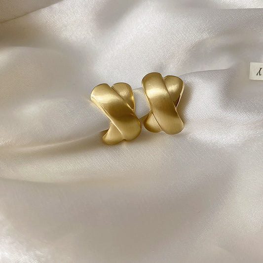 Real gold electroplated silver needle bean earrings