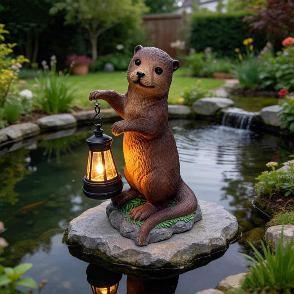 Realistic Otter Solar Light for Outdoor Garden Decoration