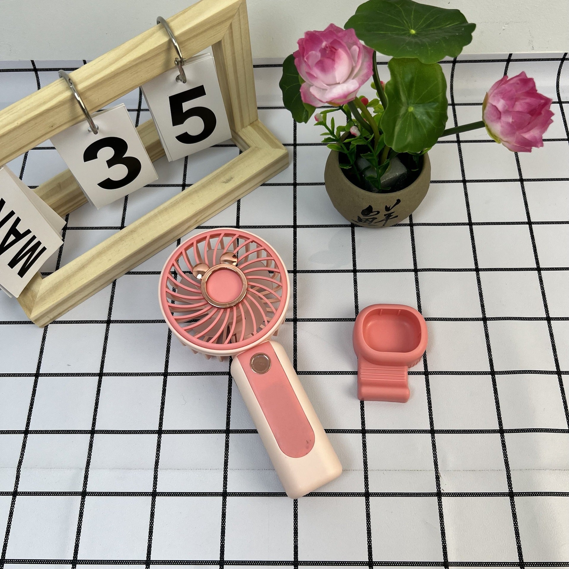 Rechargeable Handheld Desk Fan