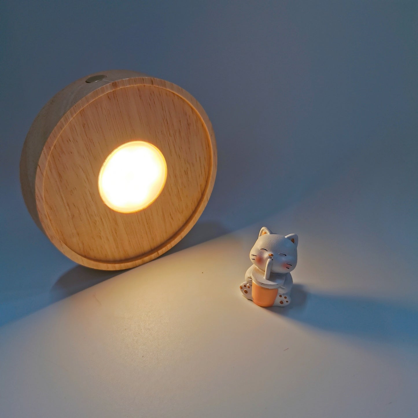 Rechargeable Wooden LED Aromatherapy Lamp Base with Crystal Cup