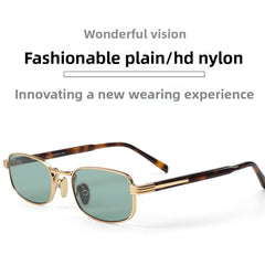Black Frame Black Lens