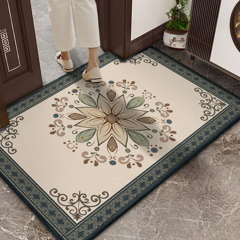 Red Chinese-style entrance door mat