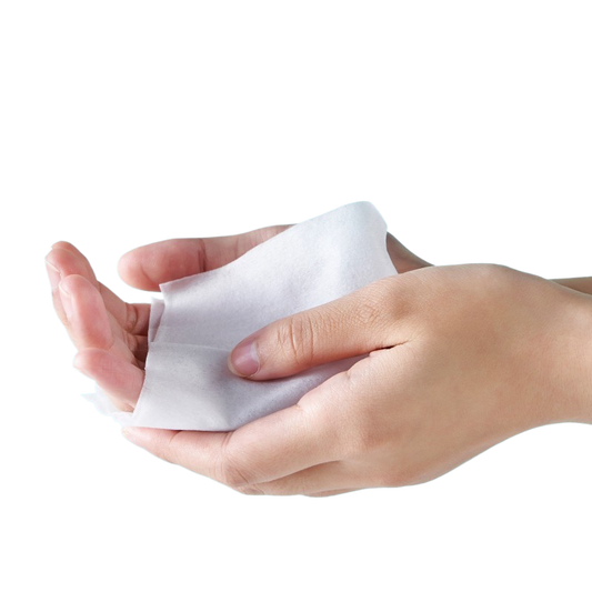 Refreshing and cooling wet wipes