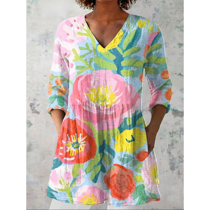 Relaxed and comfortable digital print, round-neck short-sleeve women's top