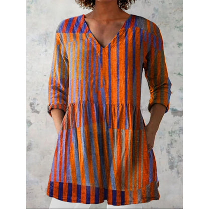 Relaxed and comfortable digital print, round-neck short-sleeve women's top