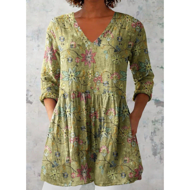 Relaxed and comfortable digital print, round-neck short-sleeve women's top