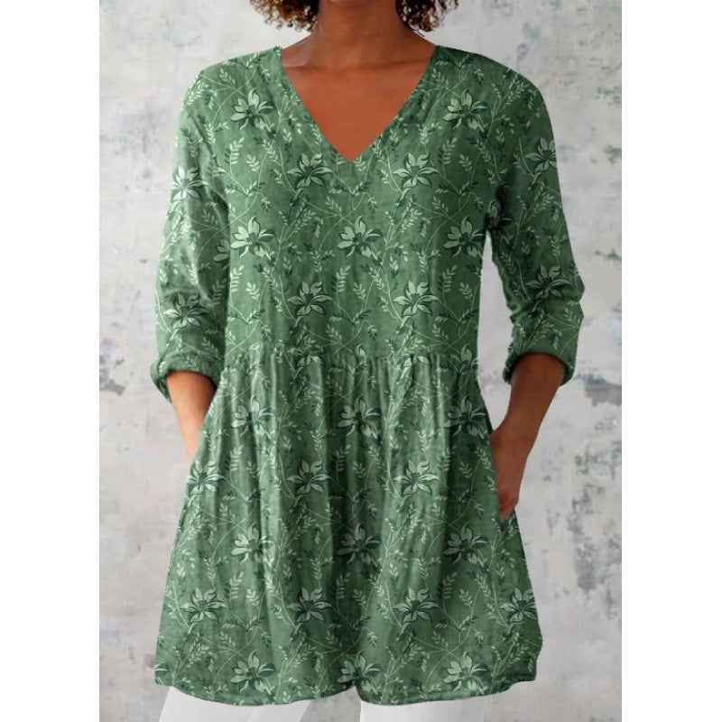 Relaxed and comfortable digital print, round-neck short-sleeve women's top