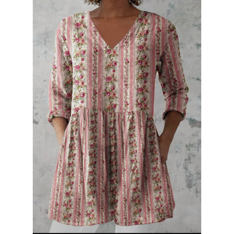 Relaxed and comfortable digital print, round-neck short-sleeve women's top