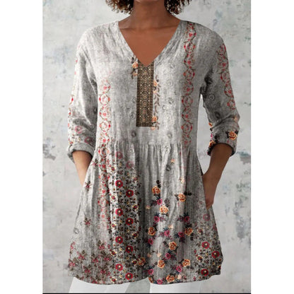 Relaxed and comfortable digital print, round-neck short-sleeve women's top