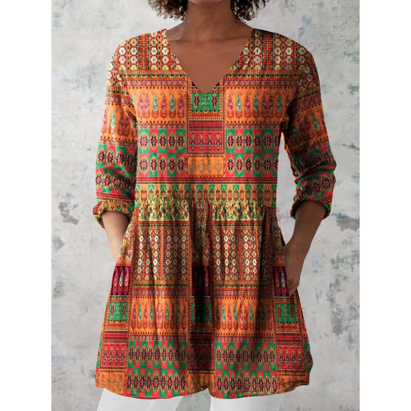 Relaxed and comfortable digital print women's round-neck short-sleeve top