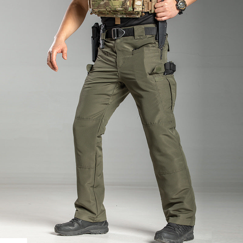 Relaxed-fit utility pants with multiple pockets