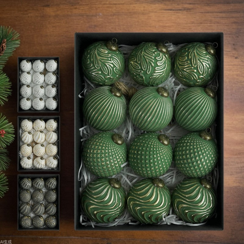 Renaissance-style Christmas ball decoration