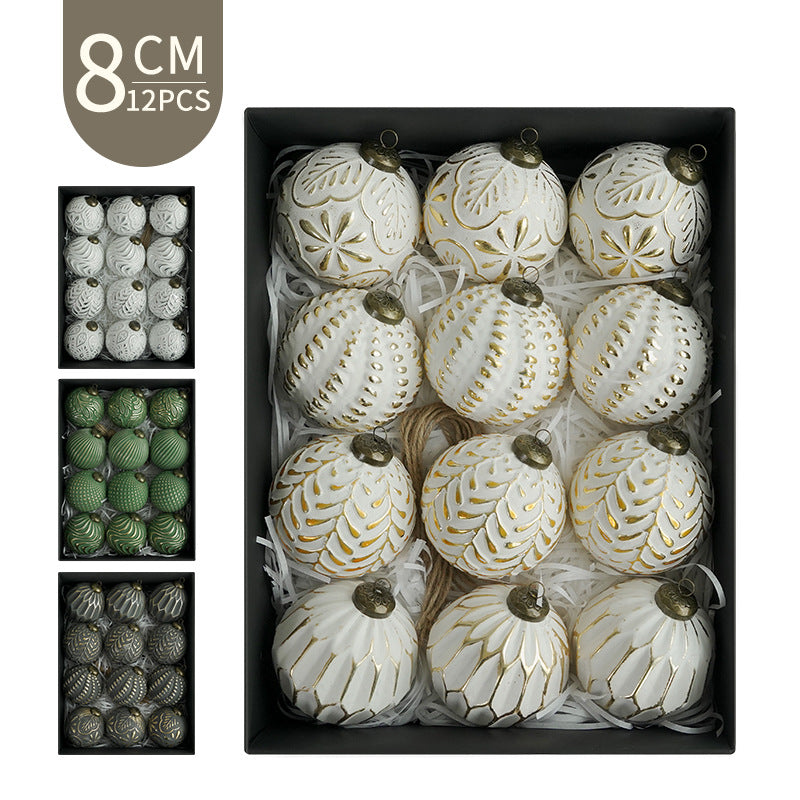 Renaissance-style Christmas ball decoration