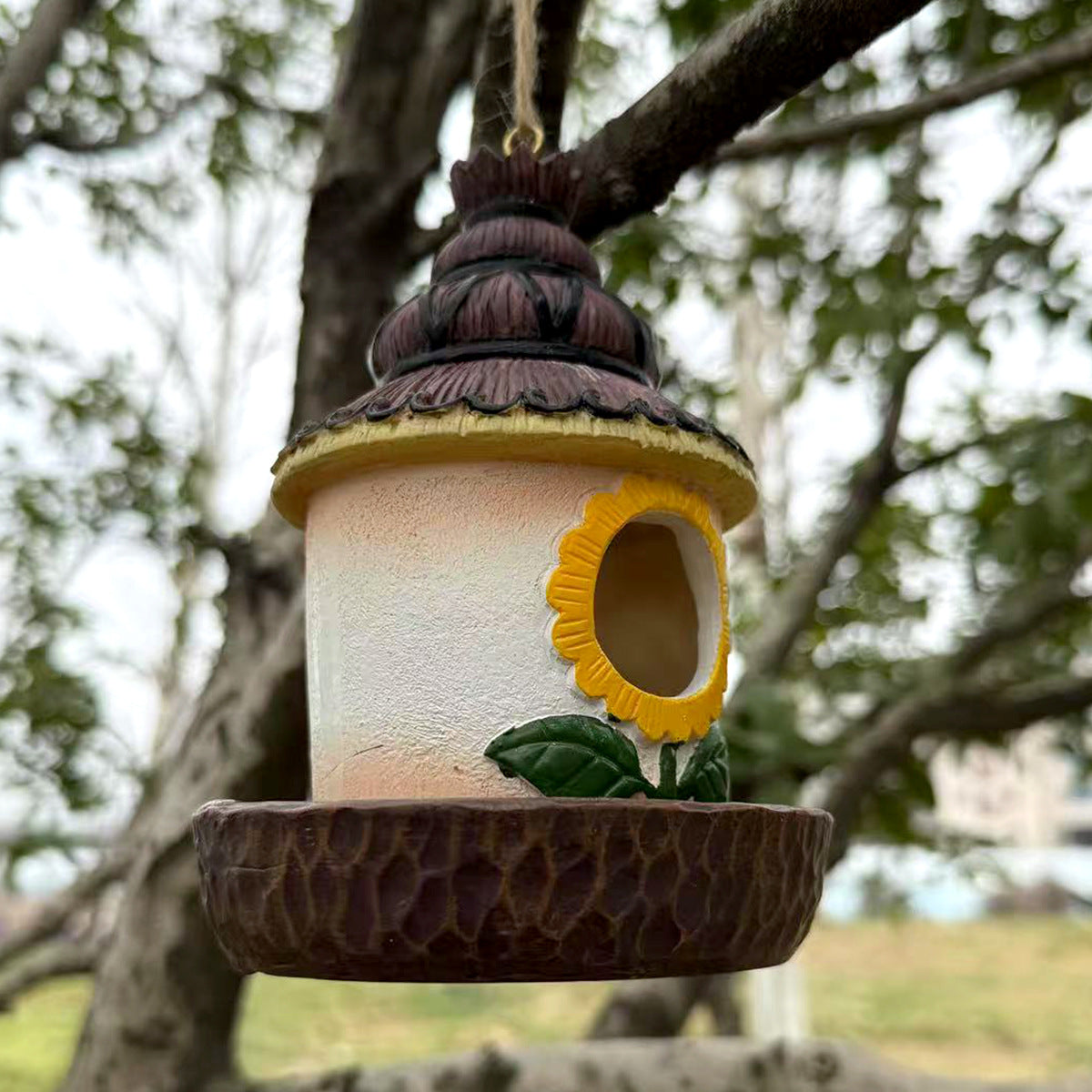 Resin Hummingbird House Garden Decoration Feeder