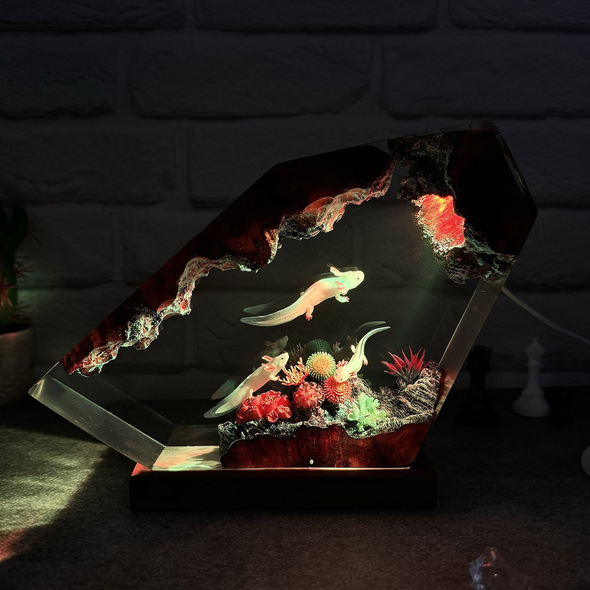 Resin lamp
