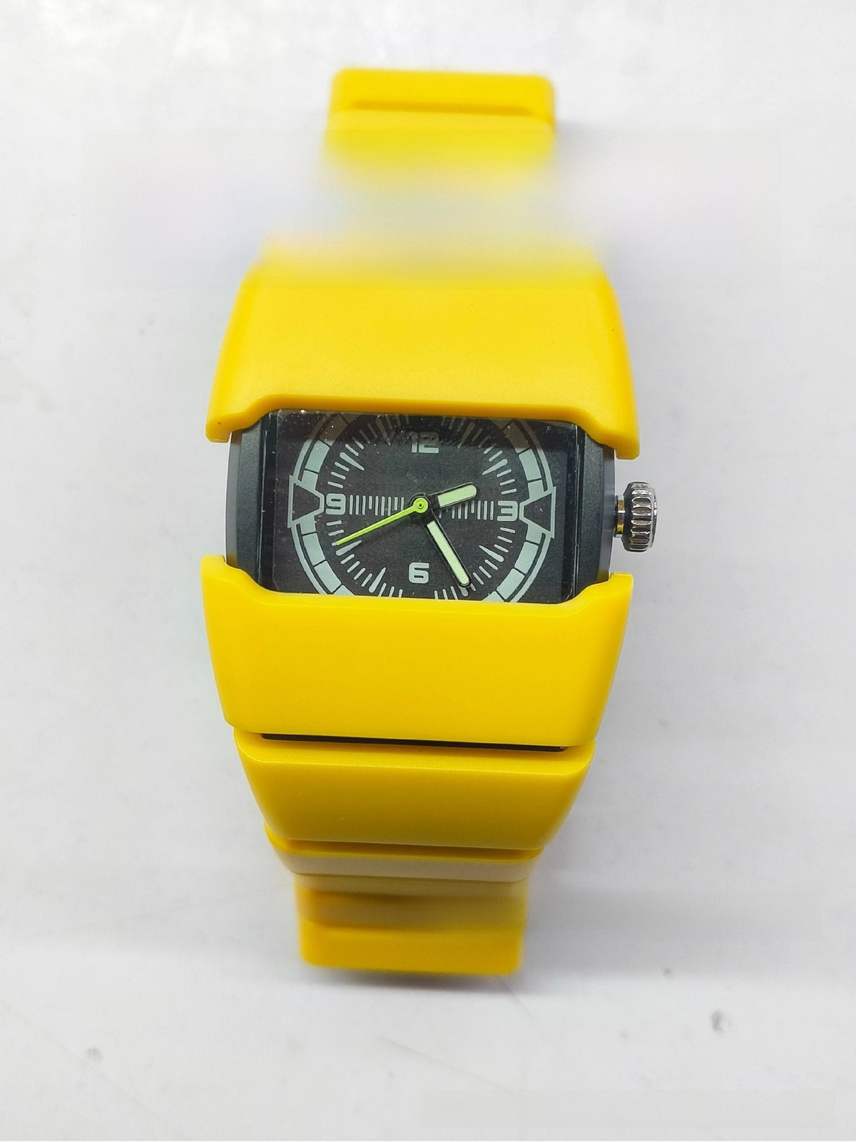 Retro Alloy Watch