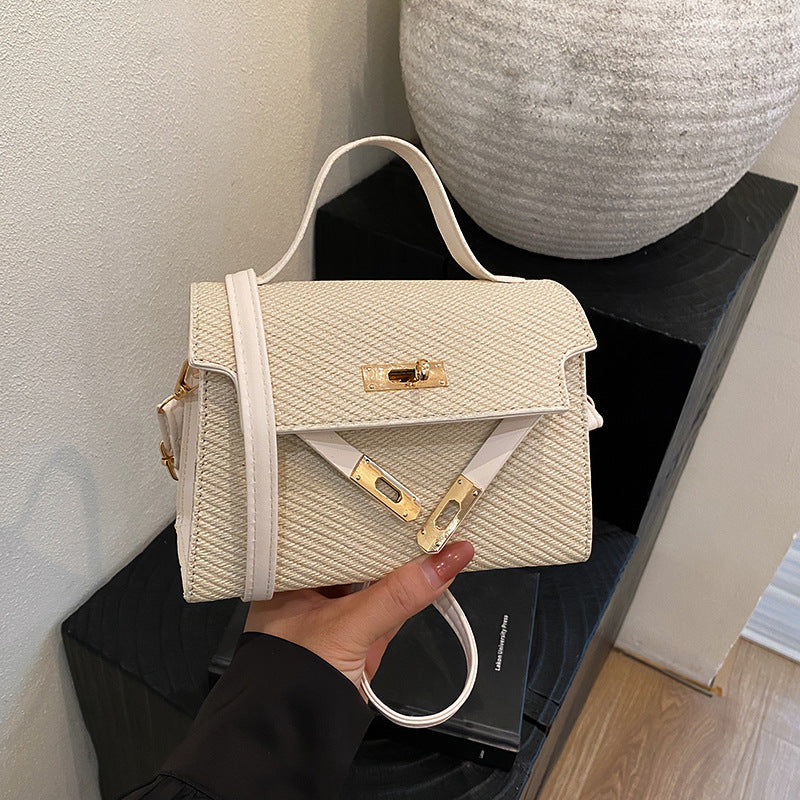 Retro and simple single-shoulder bag