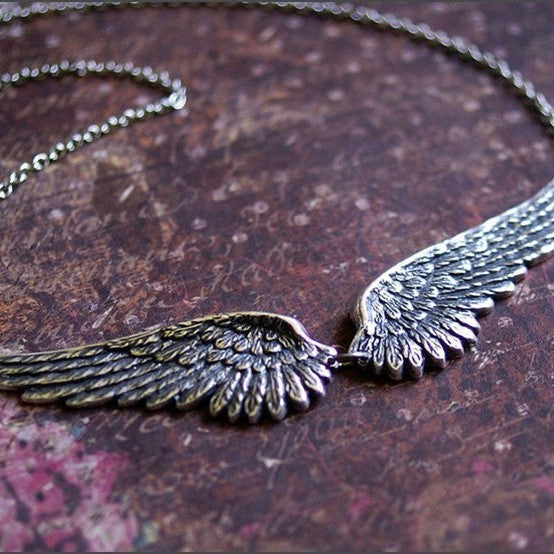 Retro Angel Wing Necklace