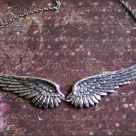 Retro Angel Wing Necklace