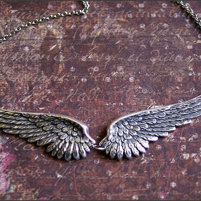 Retro Angel Wing Necklace