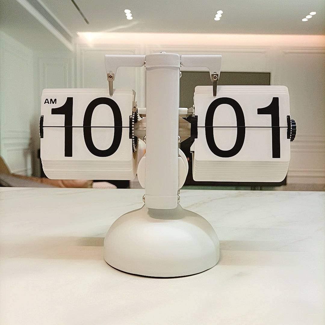Retro Automatic Page Turning Desk Clock with Quartz Movement