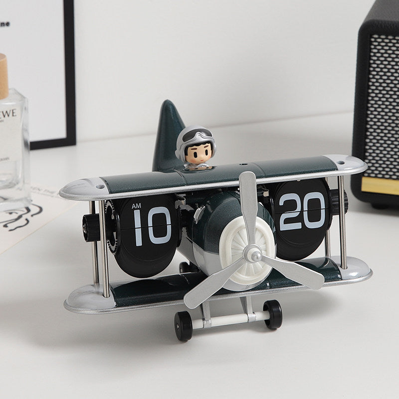 Retro Automatic Page-Turning Desktop Clock