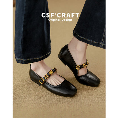Retro Buckle Flat Shoes