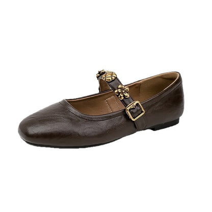 Retro Buckle Flat Shoes