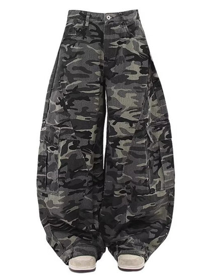 Retro Camouflage Wide Leg Jeans