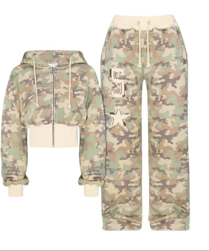 Retro Camouflage Women's Sweatshirt and Trousers Set