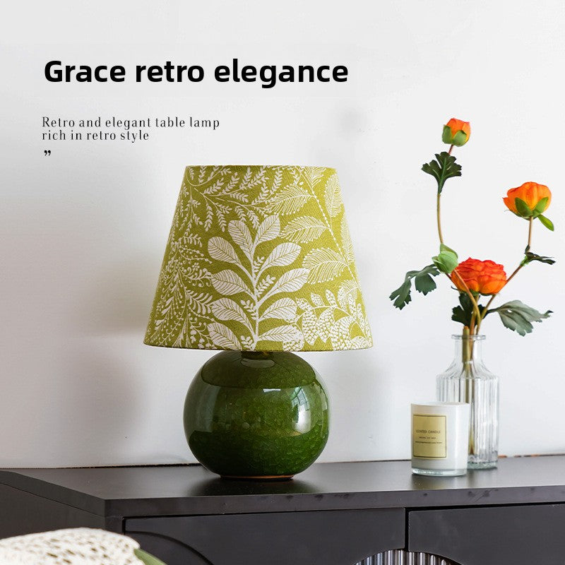 Retro Ceramic Table Lamp with Three-Color Light