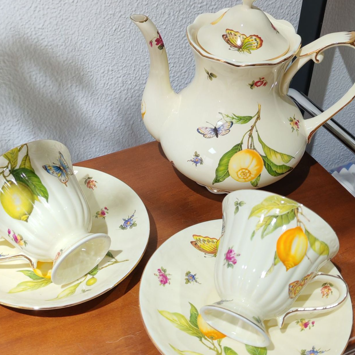 Retro Ceramic Tea Set