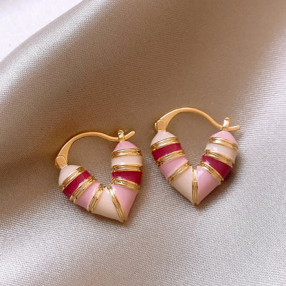 Retro design sense earrings