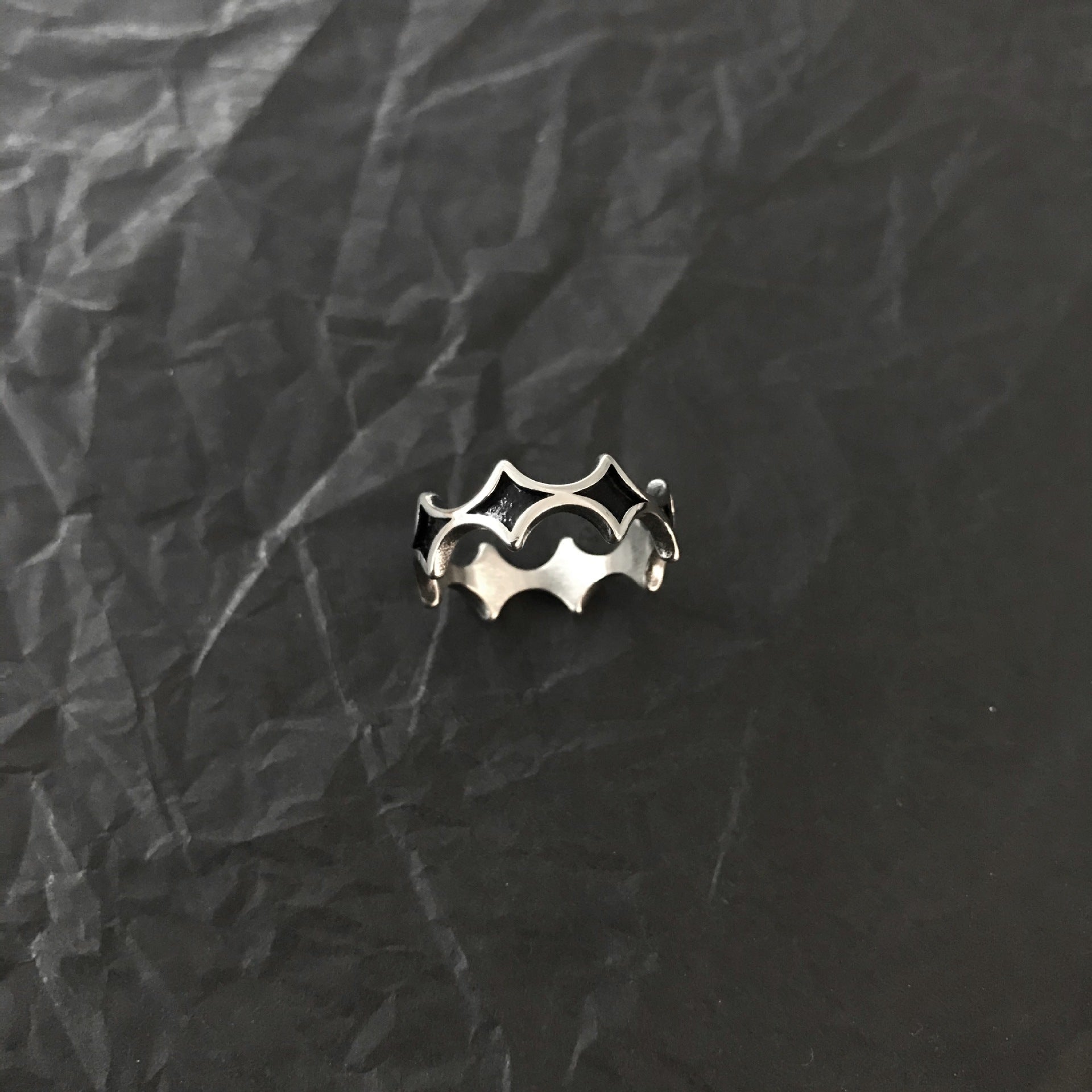 Retro diamond-patterned interwoven titanium and steel men's ring