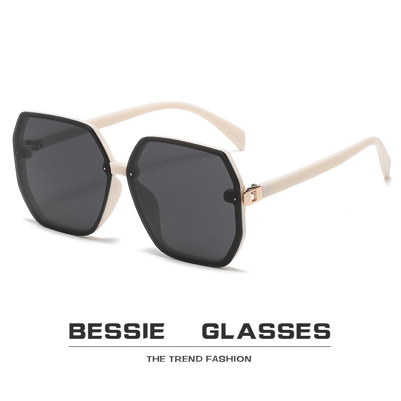 Retro Fashion UV400 Sunglasses