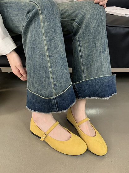 Retro flat shoes