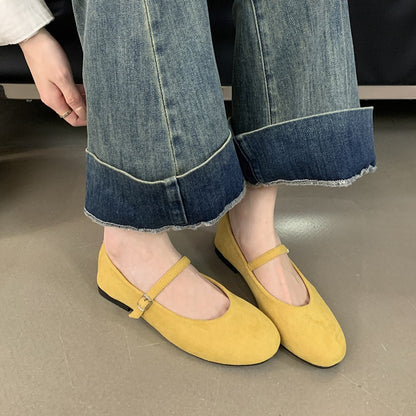 Retro flat shoes