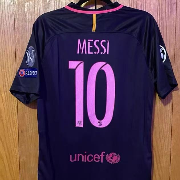 Retro Football Jersey with Printed Number