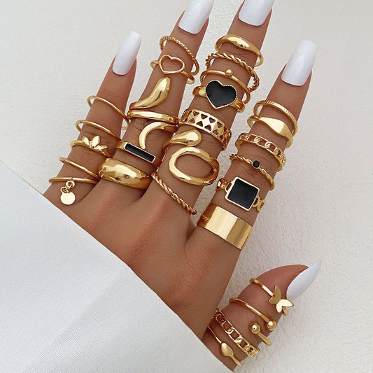 Retro geometric alloy ring
